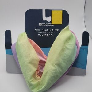 NWT KIDS Multicolor Neck Gaiter